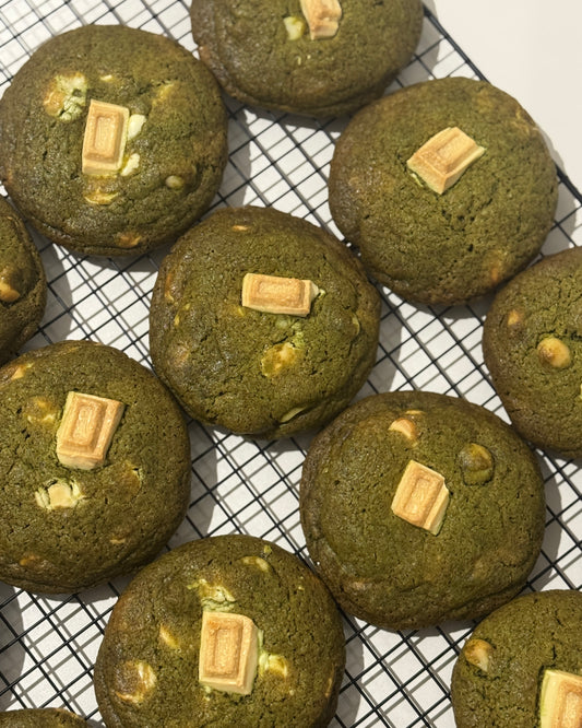 Matcha white choc macadamia cookie