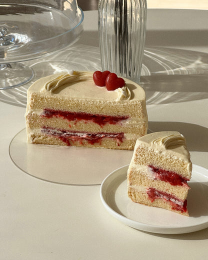 Vanilla Strawberry Cake