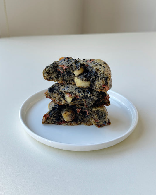 Black Sesame Milk Chocolate Macadamia Cookie