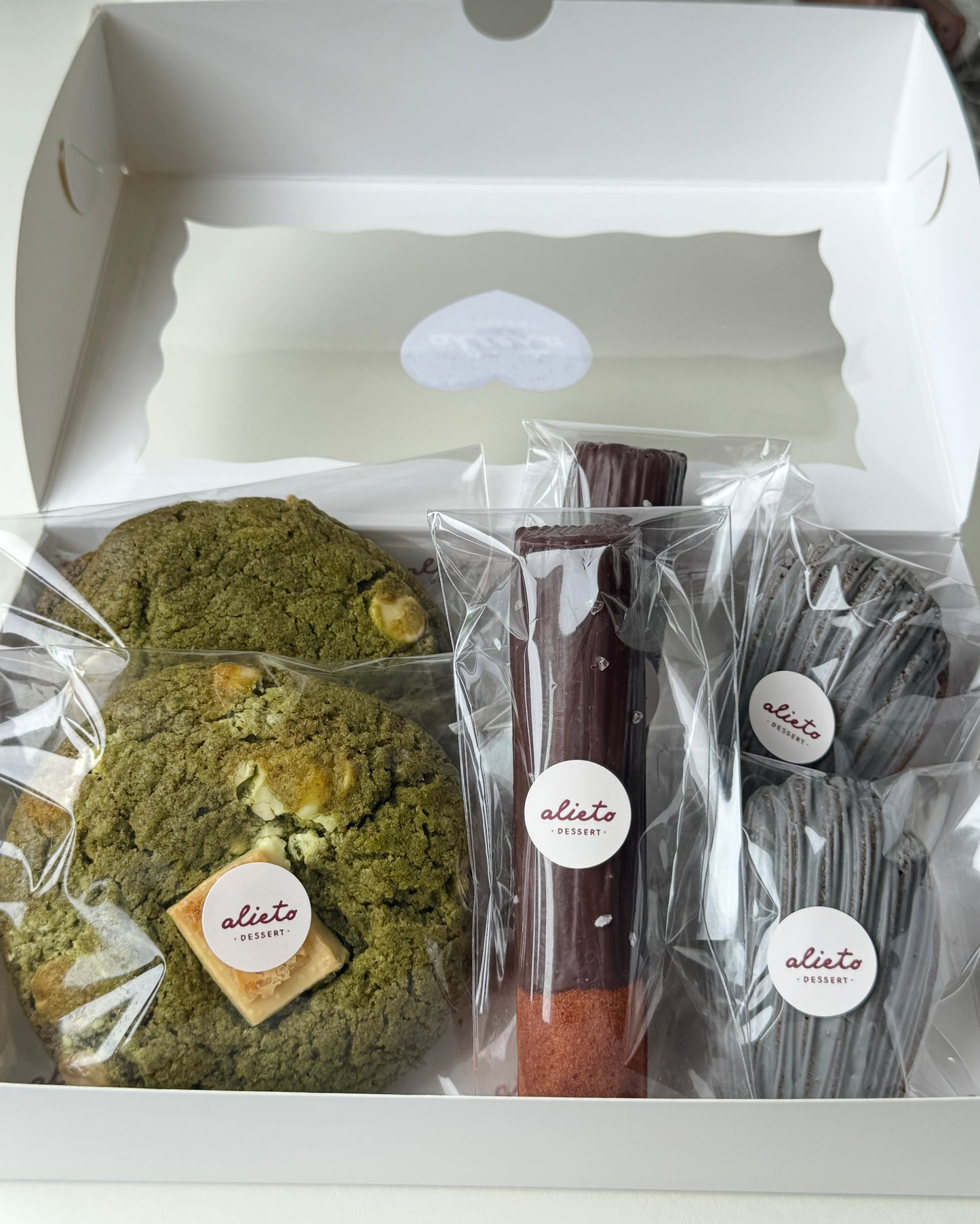 Baked Treat Set (A/B)