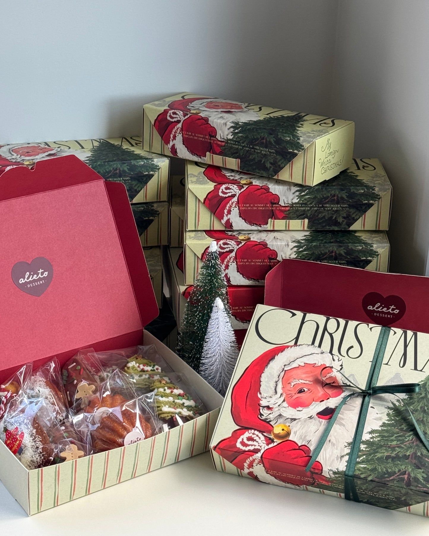 Christmas Treat Box Pre-Orders (Pickup&Delivery)