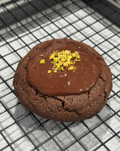 Chocolate pistachio crunch cookie